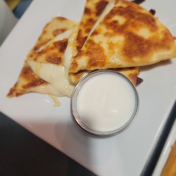 Mayas Latin Kitchen - Cheese quesadilla - Tacos Near Me - Sandston, Virginia