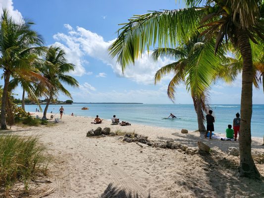 Hobie Island Beach by null