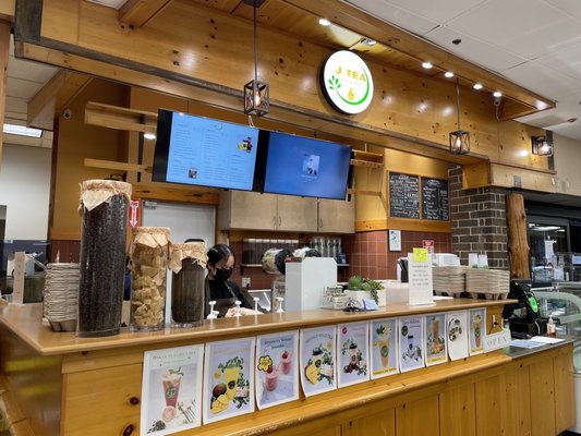 Ha Tien Super Market by null