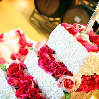 Bev Tanaka - October 2006 wedding cake by Bev - Party & Event Planning Near Me Bev Tanaka - October 2006 wedding cake by Bev - Party & Event Planning Near Me