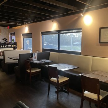 Thailicious - Inside dining area - Thai Near Me - Longwood, Florida Thailicious - Inside dining area - Thai Near Me - Longwood, Florida