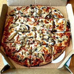 Medium (12") Mushroom Pizza on Thin Crust - Mmm! Medium (12") Mushroom Pizza on Thin Crust - Mmm!