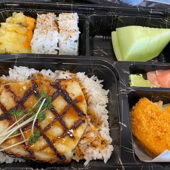 Ichi Umi Sushi - Chilean Sea Bass Bento Lunch - Sushi Bars Near Me - Austin, Texas