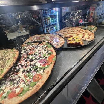Fellini Pizzeria - Front counter - Pizza Near Me - Providence, Rhode Island