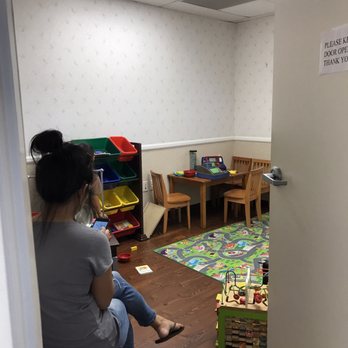 Vivian Liu, MD - Waiting area for kids - Pediatricians Near Me - Manhattan Beach, California Vivian Liu, MD - Waiting area for kids - Pediatricians Near Me - Manhattan Beach, California