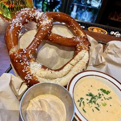 Stronghouse Brew Pub - Bavarian pretzel with mustard and beer cheese