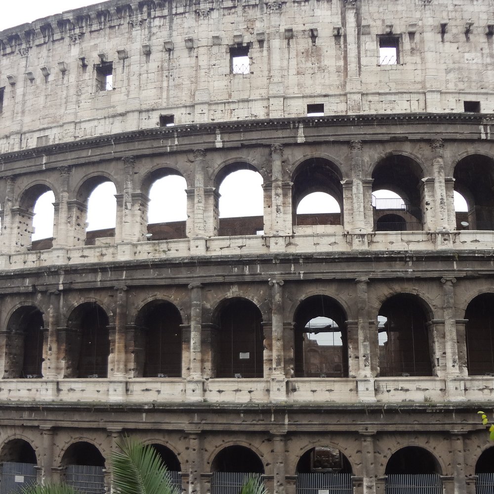 Colosseo - Colosseo - Local Flavor Near Me - Rome, RM