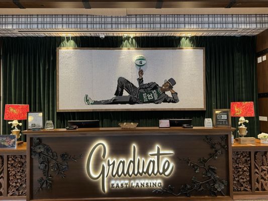 Graduate Rock Bar by null