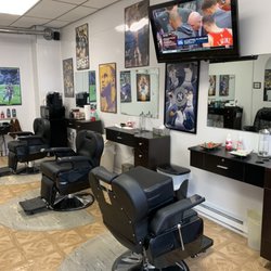 Escobar’s Royalty Barbershop - Overall look
