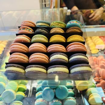 Macaron Cafe - Cafes Near Me - New York, New York