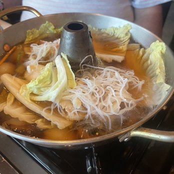 Gong - The broth and veggies simmering with such flavor. - Asian Fusion Near Me - Playa del Carmen, ROO Gong - The broth and veggies simmering with such flavor. - Asian Fusion Near Me - Playa del Carmen, ROO