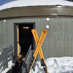 The Apres Lounge