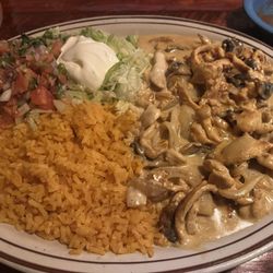 El Maguey - Pollo Ala Crema