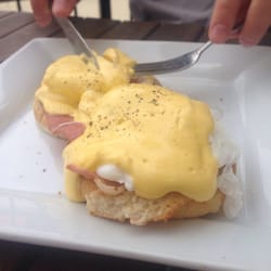 Arthur Street Cafe - Eggs Benedict with substituted bacon