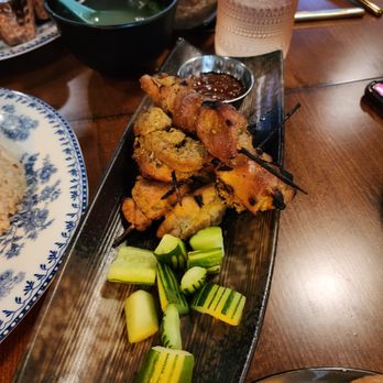 Straits - Honolulu - Asian Fusion Near Me - Honolulu, Hawaii