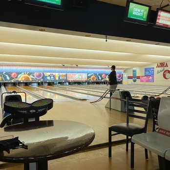 Aiea Bowl - Fun - Bowling Near Me - Aiea, Hawaii