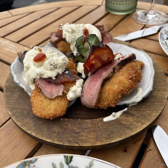 Snuff Mill - Fried oyster appetizer! - Wine Bars Near Me - Wilmington, Delaware Snuff Mill - Fried oyster appetizer! - Wine Bars Near Me - Wilmington, Delaware