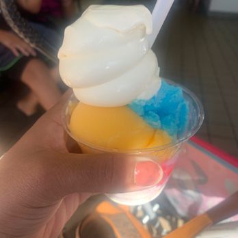 Flavor Brigade - 2ndStreet is vanilla custard with any Italian ice &I chose mango Italian ice, sour raspberry Italian ice & cherry Italian ice so delicious - Ice Cream & Frozen Yogurt Near Me - Oakland, California