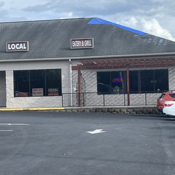 Local Eatery and Grill - the outside of the restaurant - Chicken Wings Near Me - Sevierville, Tennessee Local Eatery and Grill - the outside of the restaurant - Chicken Wings Near Me - Sevierville, Tennessee