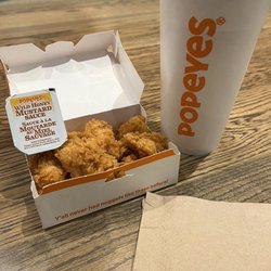 Popeyes Louisana Kitchen - 8 piece nugget