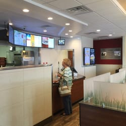 Wendy's - Nobody to help this random older customer