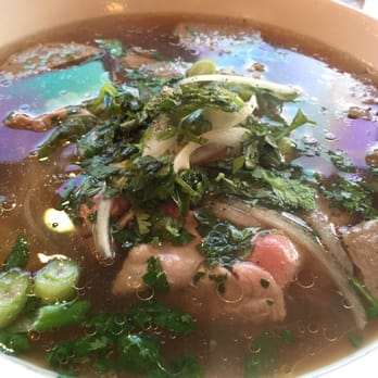 Pho Lang Thang - Rare beef pho - Vietnamese Near Me - Cincinnati, Ohio