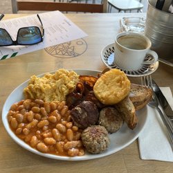 The Hideaway - Traditional English breakfast!!