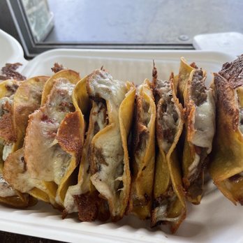 Holy Chile Mole - Mark Tacos!! Aka Brisket Birria! - Food Trucks Near Me - Petaluma, California