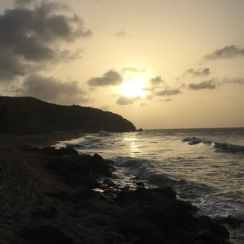 Hotel El Guajataca - Hotels Near Me - Quebradillas, Puerto Rico