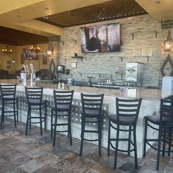 Agave's 109 - A pic of the bar area. - Mexican Near Me - Gallatin, Tennessee