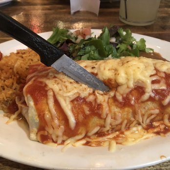Cafe El Tapatio - Pastor burrito suizo - Mexican Near Me - Glenview, Illinois