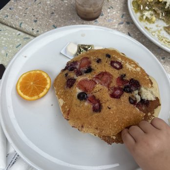 Honey's Bistro - Breakfast & Brunch Near Me - Encinitas, California