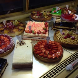 Le Moulin à Pains - Tarts galore!