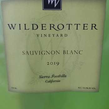 Wilderotter Vineyard - Label on the carry bag - Wineries Near Me - Plymouth, California Wilderotter Vineyard - Label on the carry bag - Wineries Near Me - Plymouth, California