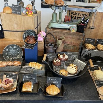 Japonaise Bakery and Cafe - Bakeries Near Me - Brookline, Massachusetts