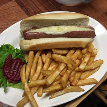The Soup Cellar - Banger with fries - American Near Me - Leavenworth, Washington The Soup Cellar - Banger with fries - American Near Me - Leavenworth, Washington