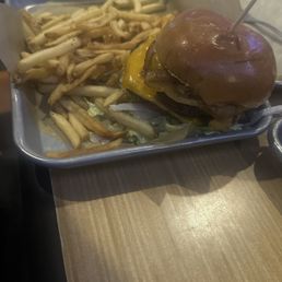 All-American Cheeseburger