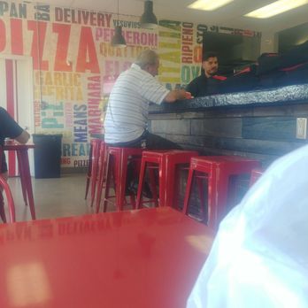 Cafe Bambino's - The gentleman behind the counter is very friendly & threw in an extra bottle of water to my order of a personal sized Hawaiian pizza & salad - Chicken Wings Near Me - Pasadena, California
