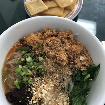 Kimu Restaurant - Burmese Shan Noodles with Chicken & Fried Tofu - Burmese Near Me - Greenwood, Indiana Kimu Restaurant - Burmese Shan Noodles with Chicken & Fried Tofu - Burmese Near Me - Greenwood, Indiana