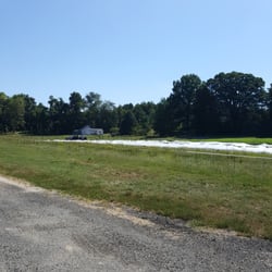 Chesapeake Bay Foundation Clagett Farm - Volunteer here! Or Participate in their CSA
