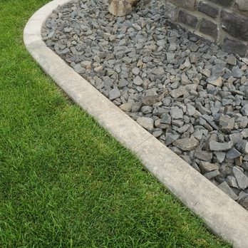 Creative Landscape Borders - a stone border with grass - Landscaping Near Me Creative Landscape Borders - a stone border with grass - Landscaping Near Me