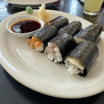 Fishwives - Hand roll flight 3/5 - Seafood Near Me - Pasadena, California