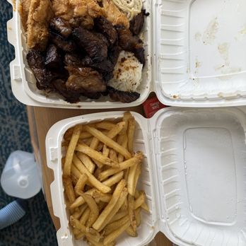 Trydis  BBQ - Food Trucks Near Me - Honolulu, Hawaii