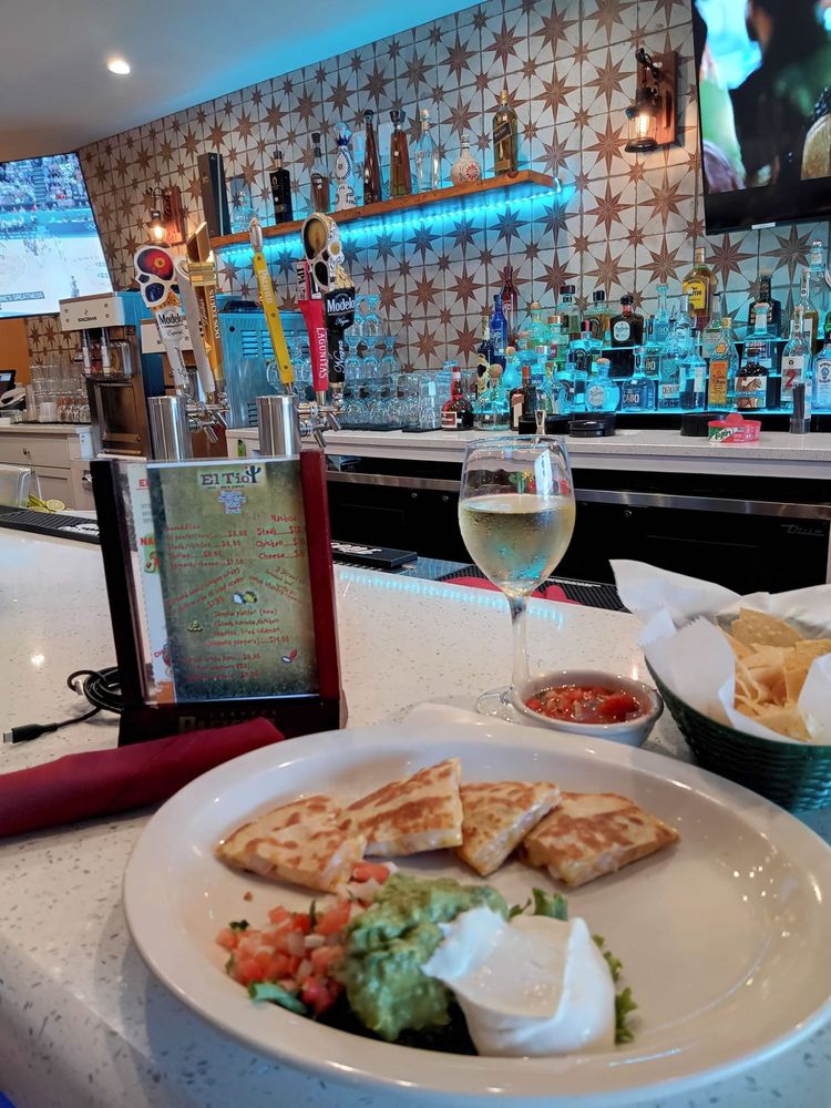 El Tio Tex Mex Grill