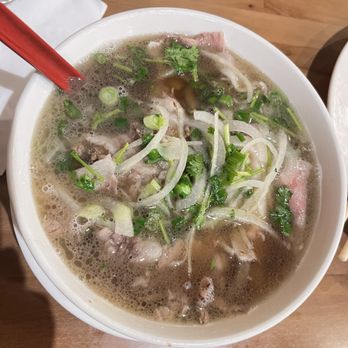 Saigon Jade Restaurant - 26. Phở Tái, Nạm, Bò Viên / Eye-round Steak, Brisket, Meatballs Pho - Vietnamese Near Me - Mesa, Arizona Saigon Jade Restaurant - 26. Phở Tái, Nạm, Bò Viên / Eye-round Steak, Brisket, Meatballs Pho - Vietnamese Near Me - Mesa, Arizona