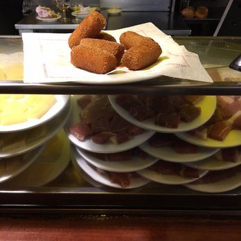 Can Paixano - Potato croquettes - Tapas/Small Plates Near Me - Barcelona, B
