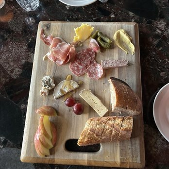 Oriel Chinatown - Cheese & Charcuterie Combo - French Near Me - Los Angeles, California Oriel Chinatown - Cheese & Charcuterie Combo - French Near Me - Los Angeles, California