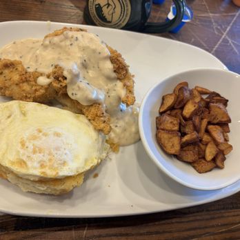 Another Broken Egg Cafe - Biscuit & Gravy - Breakfast & Brunch Near Me - Winter Park, Florida Another Broken Egg Cafe - Biscuit & Gravy - Breakfast & Brunch Near Me - Winter Park, Florida