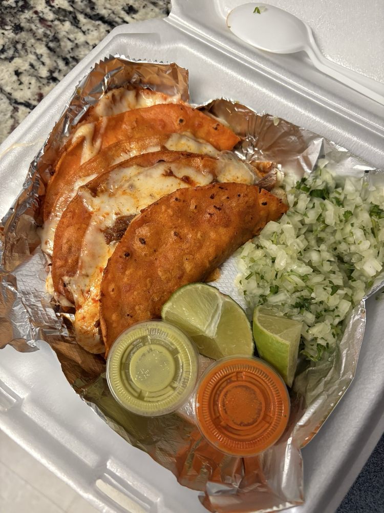 Los Reyes Del Taco
