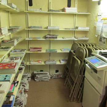 Graves Memorial Library - Don't think I'm suppose to be in here - Libraries Near Me - Kennebunkport, Maine